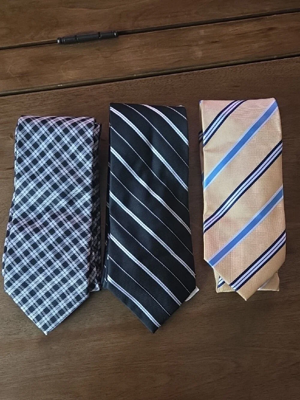 Men's Tie Collection - Classic Patterns
